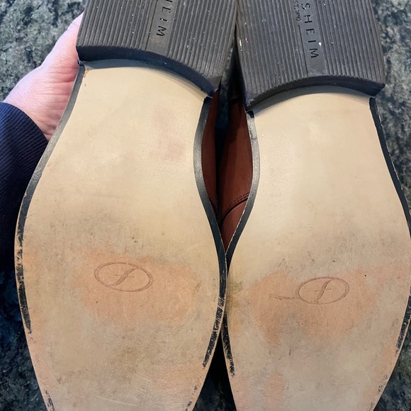 ✅FLORSHEIM Men’s size 11 leather shoes great condition - stylish, classic style - Picture 4 of 6